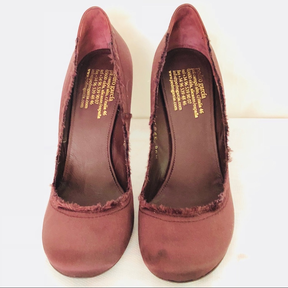 Pedro Garcia Heels Frayed Edging Plum Silk Satin